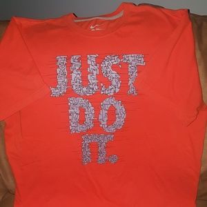 Nike Shirts - Nike T-shirt Size XL Nike Shirts - Nike T-shirt Size XL